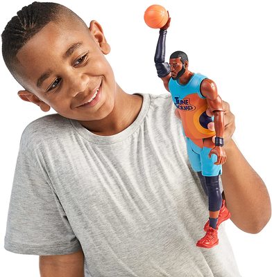       -  . (SPACE JAM: A New Legacy - Lebron James) (,  4)