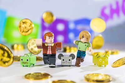  :    (Roblox Celebrity Collection Pet Simulator Game Pack) (,  3)