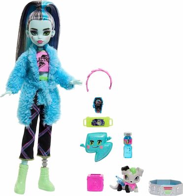   -   (2022.) (Frankie Stein &amp; Pet Dog Watzie - Monster High Creepover Party) (,  3)