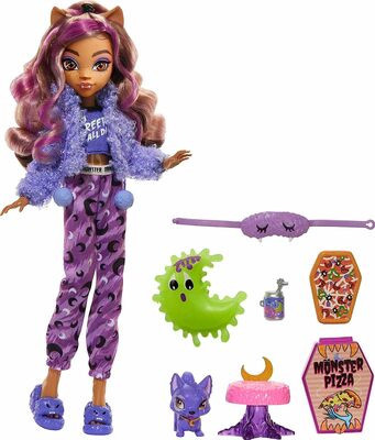   -   (2022.) (Clawdeen Wolf &amp; Pet Dog Crescent - Monster High Creepover Party) (,  3)
