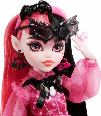    Bat (2022.) (Draculaura &amp; Pet Bat - Monster High) (,  2)