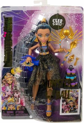    -   (Cleo De Nile Doll in Monster Ball) (,  1)