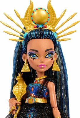    -   (Cleo De Nile Doll in Monster Ball) (,  2)