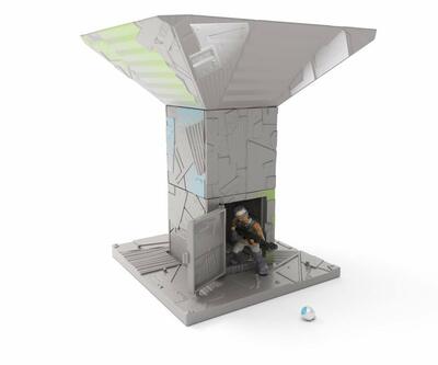   -A-      "  " (Fortnite Battle Royale Collection: Port-A-Fort Playset &amp; Infiltrator Figure) ()