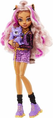     Dog (2022.) (Clawdeen Wolf and Pet Dog - Monster High) ()